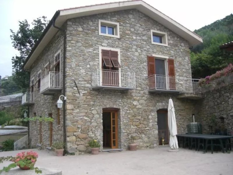 Sale House - San Biagio della Cima - Italy