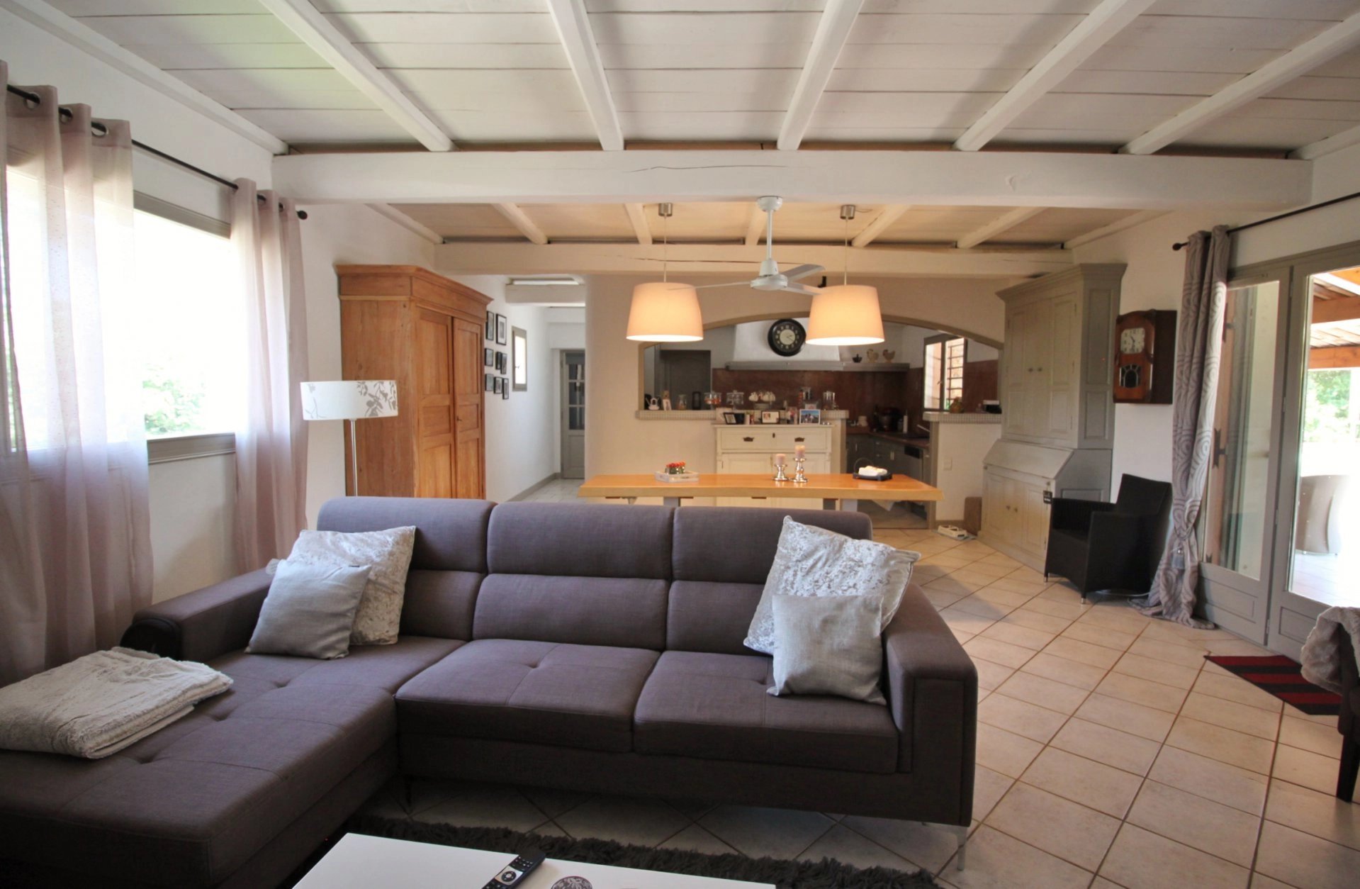 Large, beautifully renovated house in Besse sur Issole
