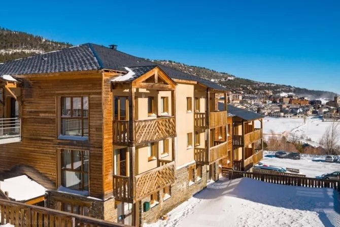 Appartement en pied de pistes dans résidence avec jacuzzi