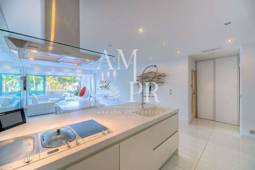 Cannes Croisette - Magnificent flat of 125sqm - Sea View - 6 People