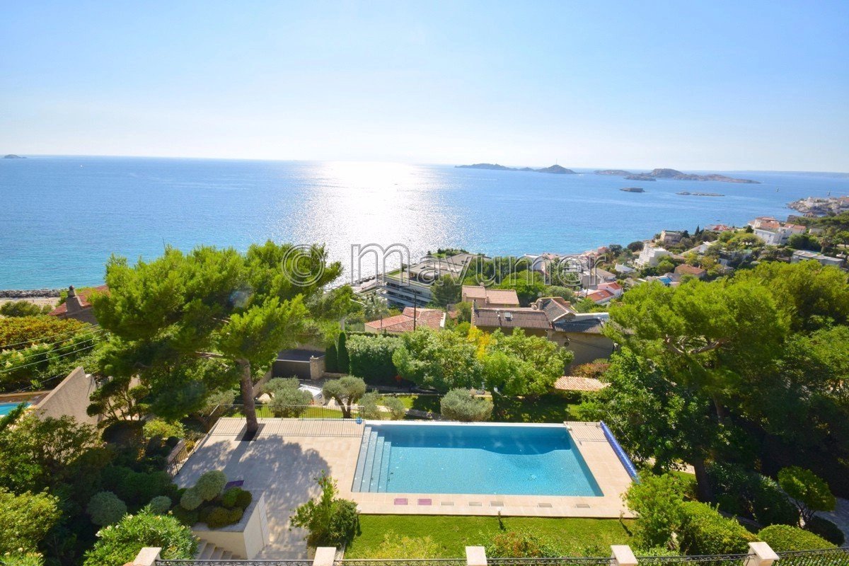 Private sea view Hotel Corniche 13007 Marseille