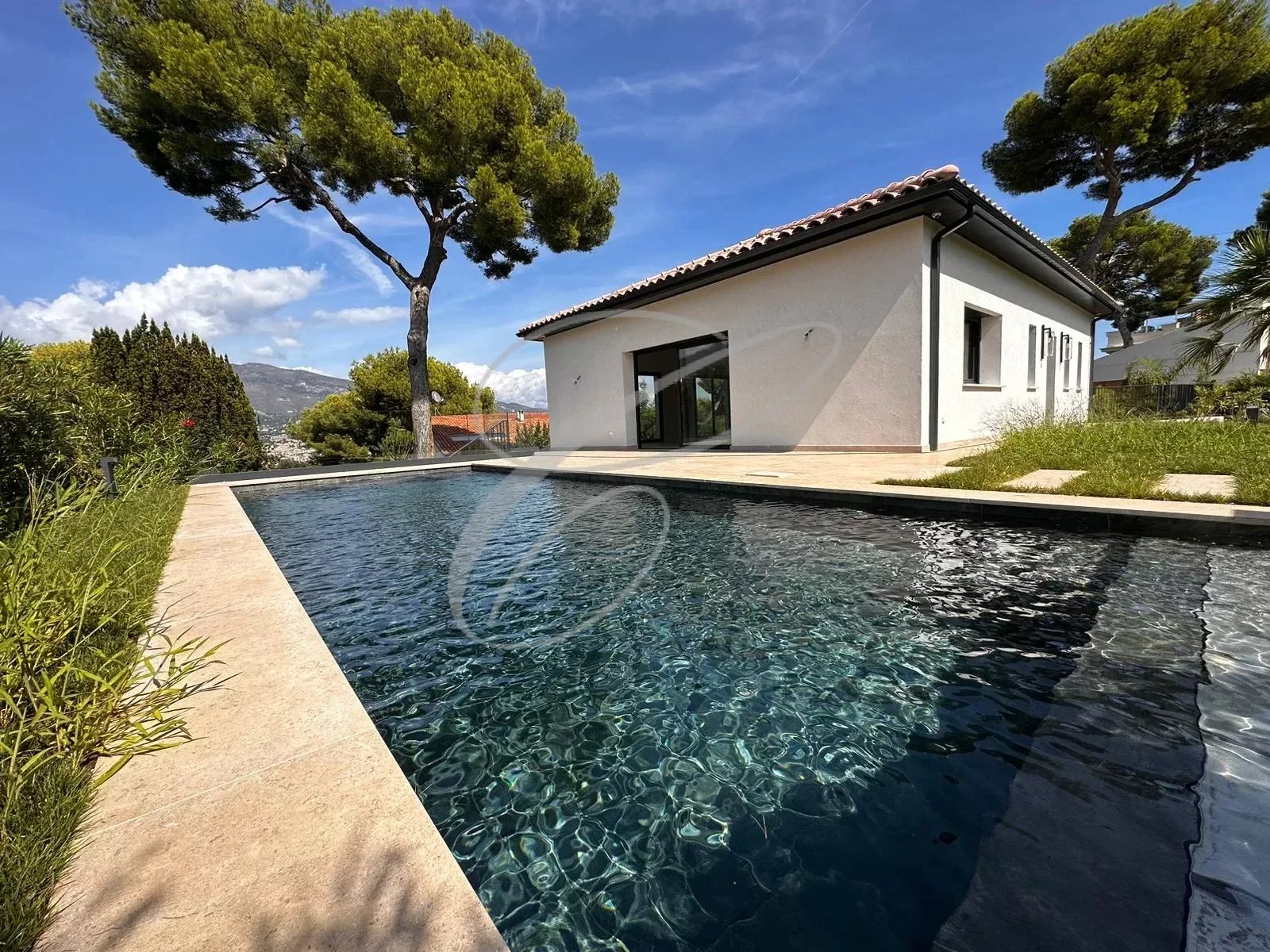 EXCLUSIVITE CAP MARTIN - VILLA NEUVE