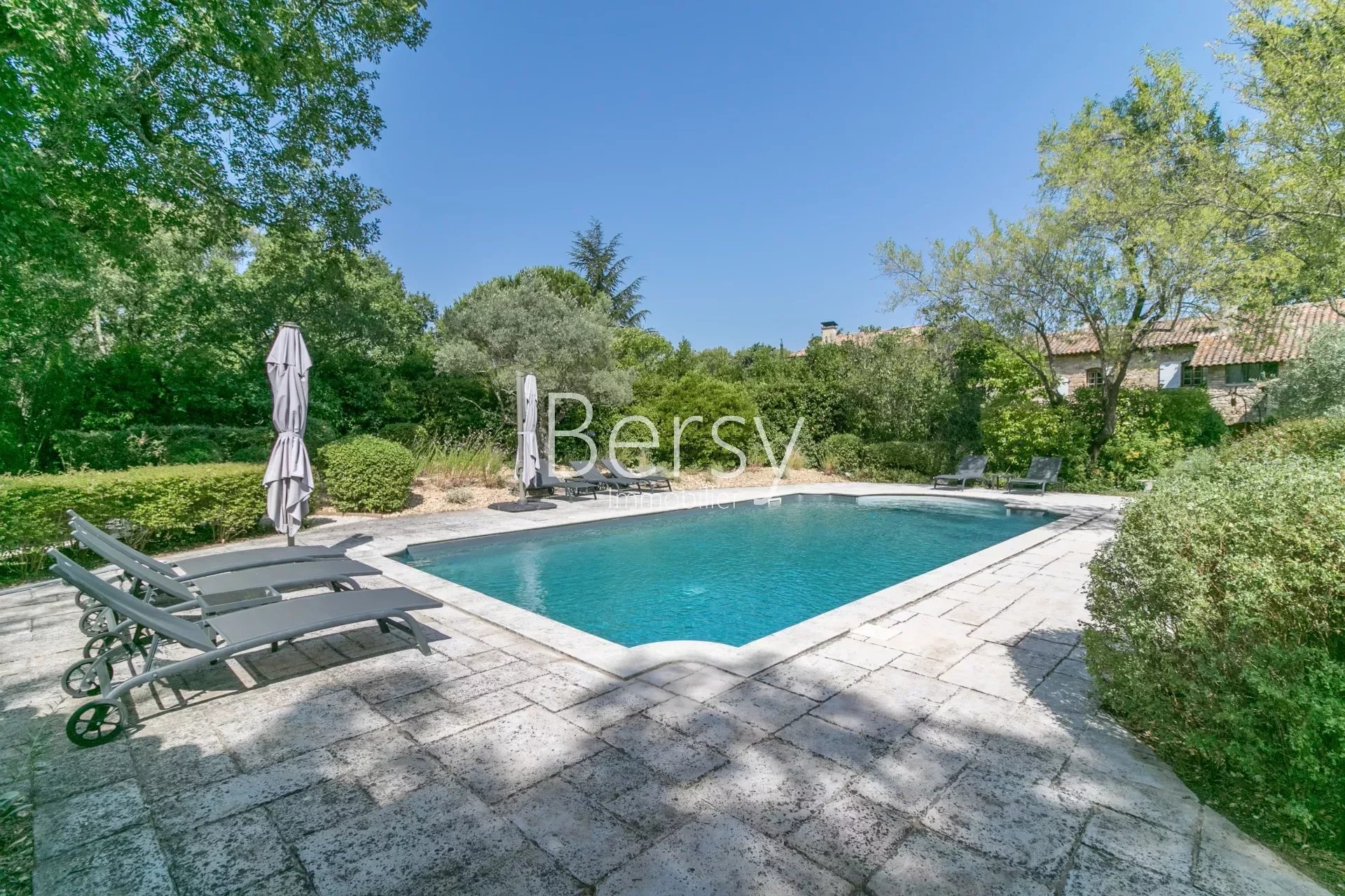★ Beautiful Authentic MAS of 1739 ★ BERSY LUXURY PROPERTIES® ★ HEADED POOL + independent Guest House ★
