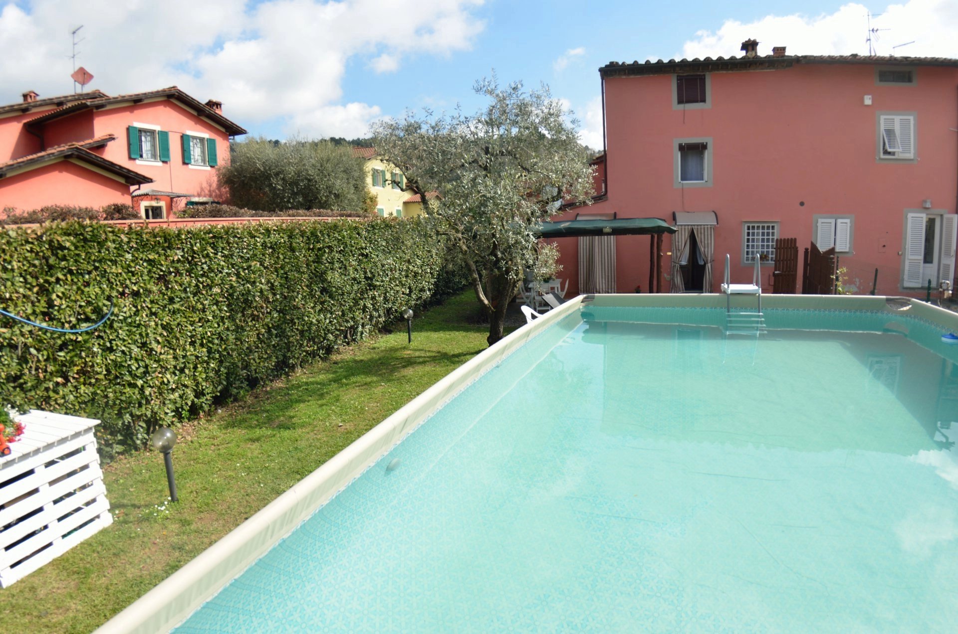 ITALY, TUSCANY, LUCCA, HOUSE WITH POOL,  FROM EURO 390 PR WEEK, 6 PERSONS