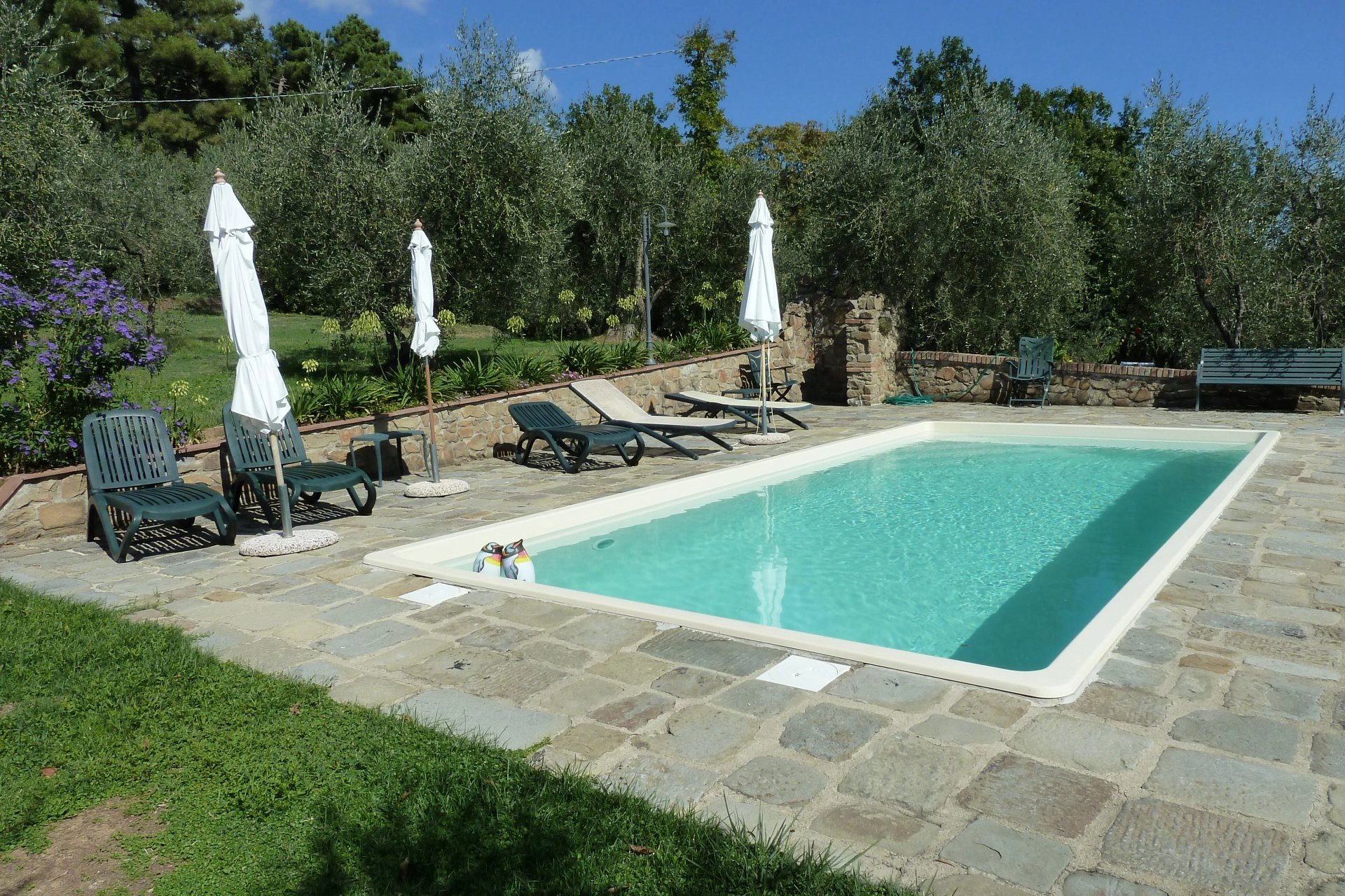 ITALY, TUSCANY, PESCIA, FARMHOUSE WITH POOL, FOR 6 PERSONS