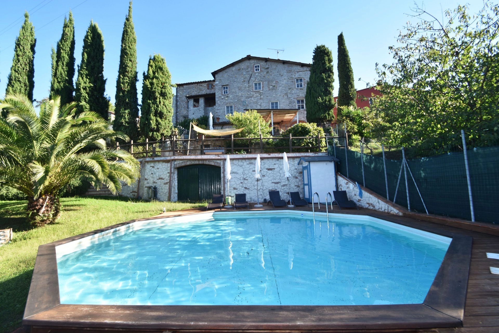 ITALY, TUSCANY, LUCCA, FARMHOUSE WITH POOL,  8 PERSONS