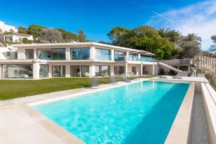 Seasonal rental Property Cannes