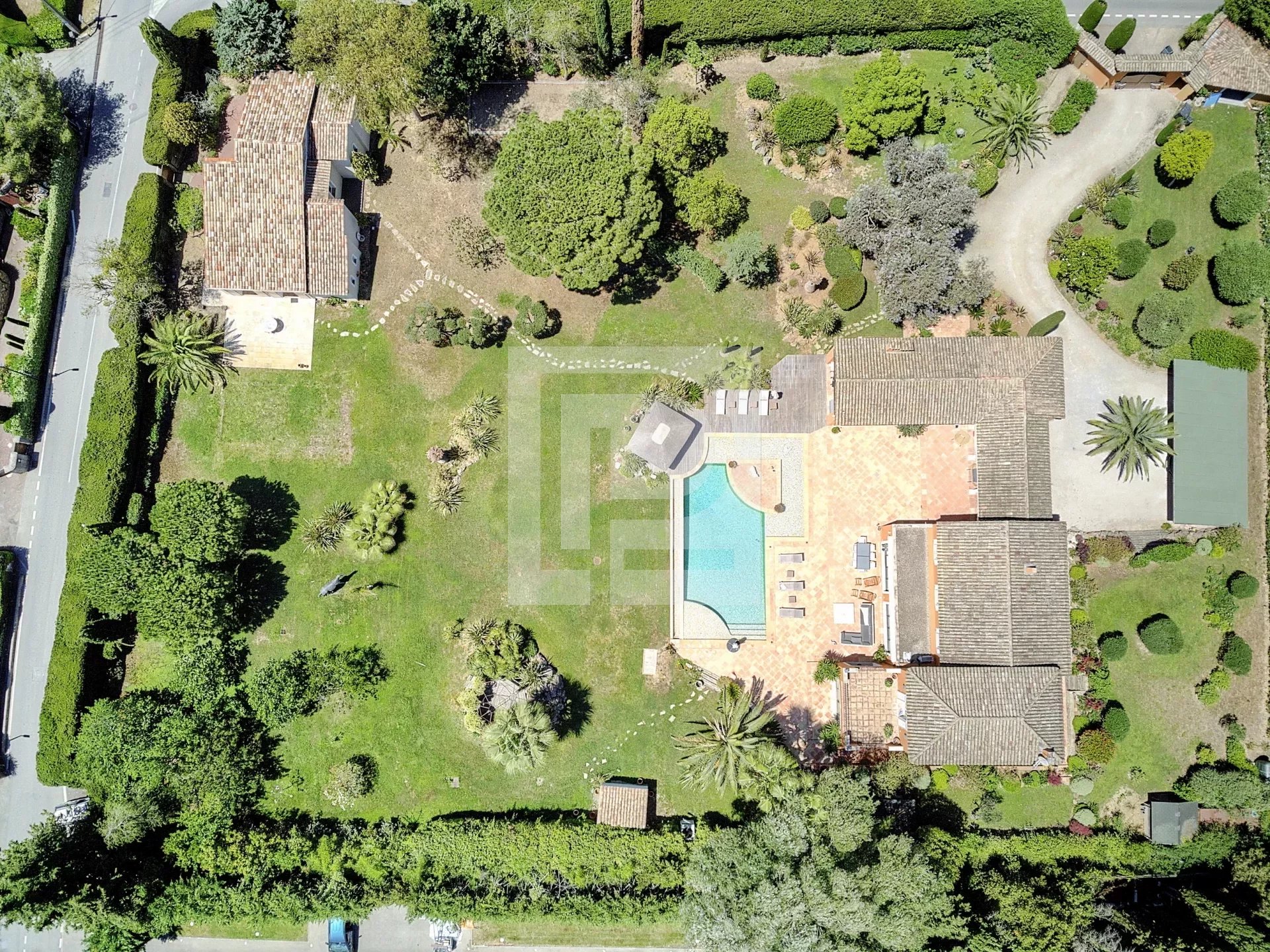 Magnificent property in the heart of one of the most sought-after areas of Mougins