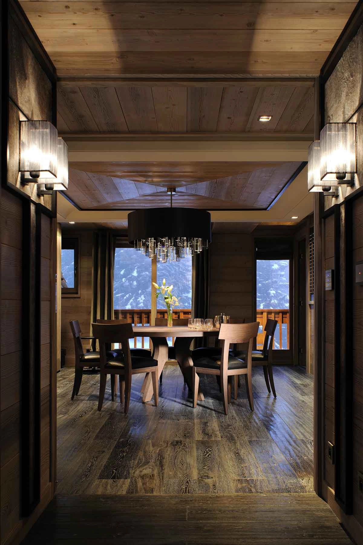 Dining room Wooden floor