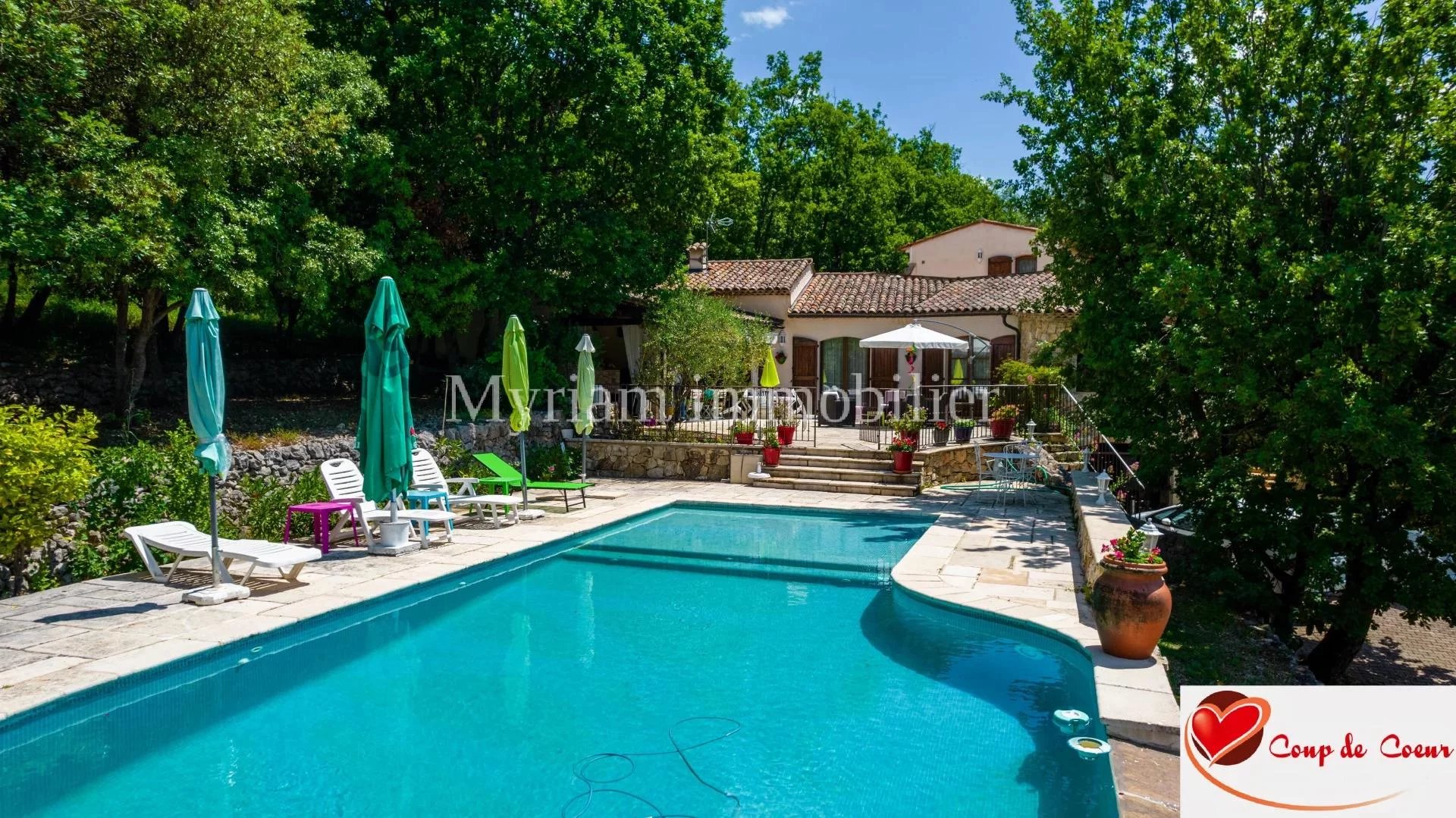 6 room villa with pool in St CEZAIRE