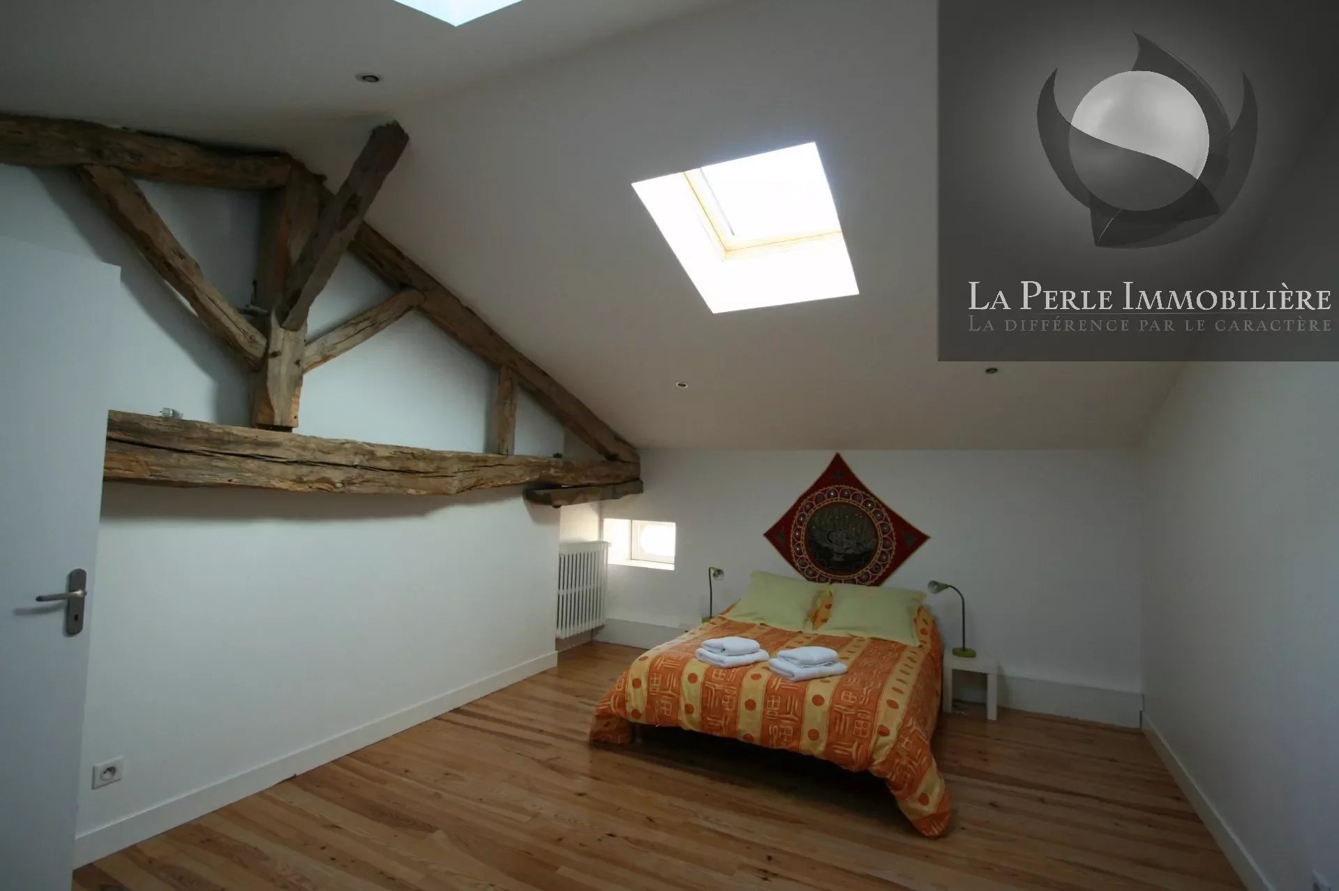 Bedroom Wooden floor Skylight