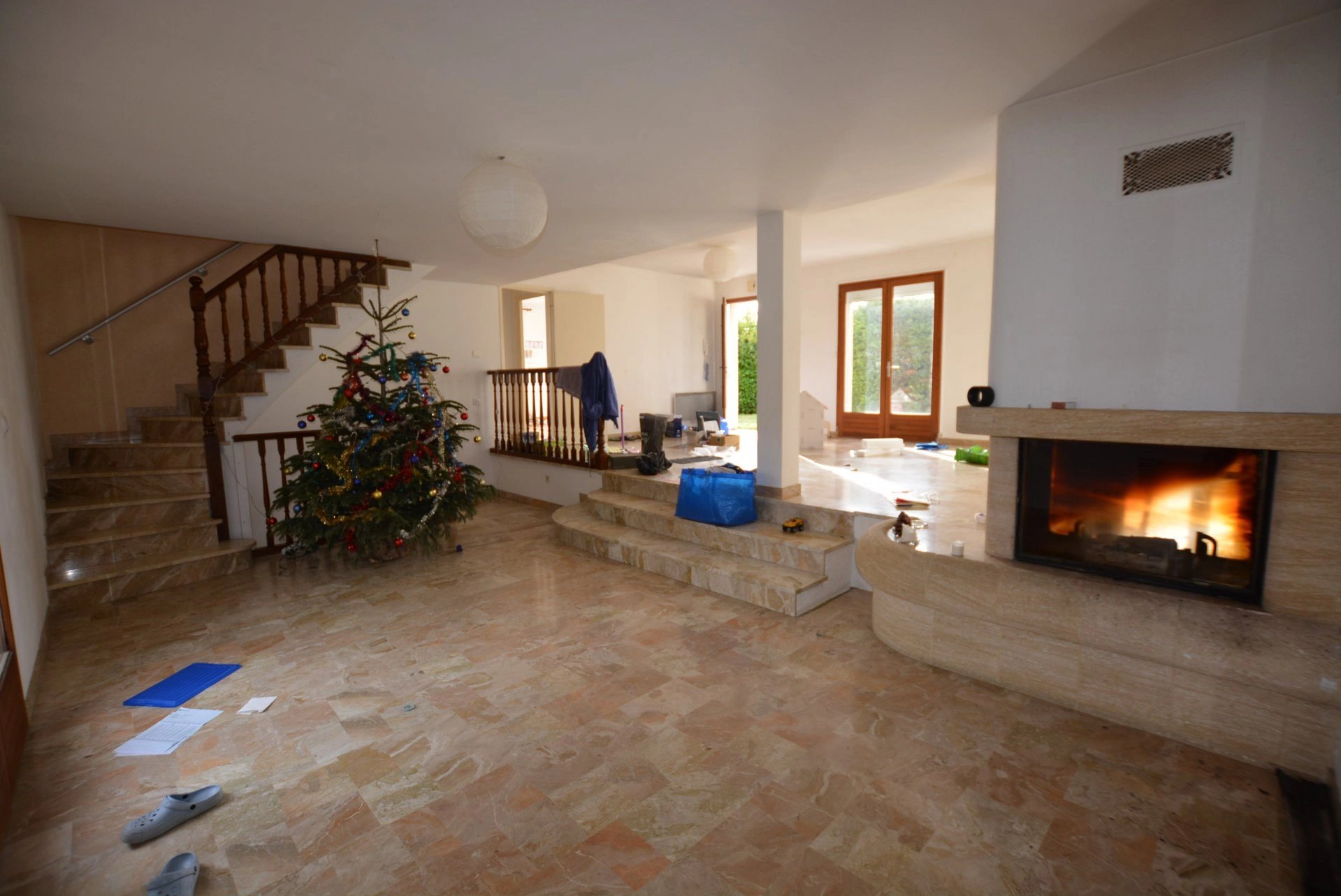 Living-room Tile Fireplace