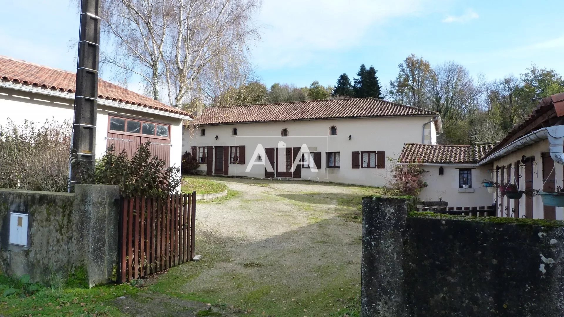 Vente Maison 135m² 6 Pièces à Civray-sur-Esves (37160) - Aia Immobilier