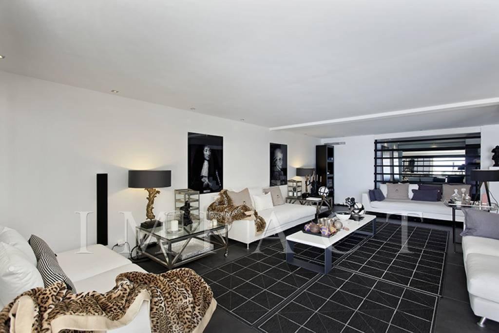 CONTEMPORARY VILLA IN CANNES TO RENT