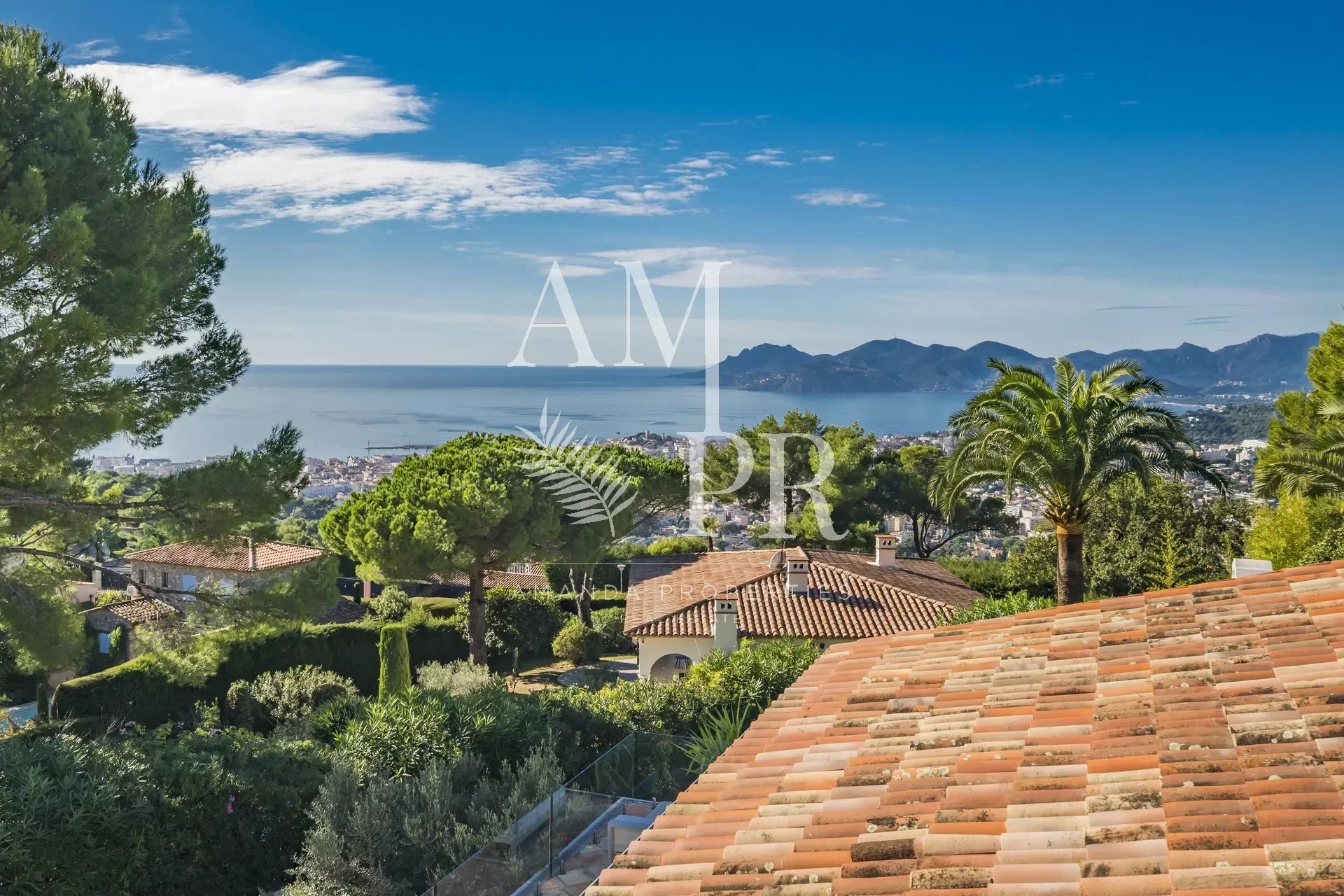 Property - Sea view - Hauteurs de Cannes