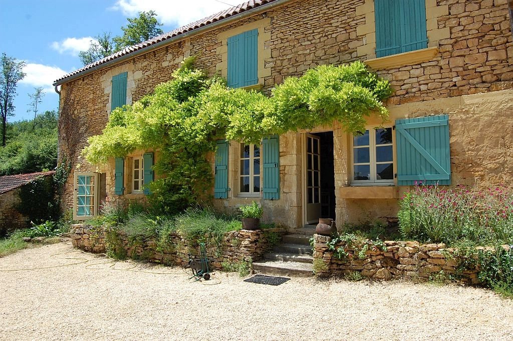 DORDOGNE - Near Les Eyzies, superb bastide with guesthouse and pool