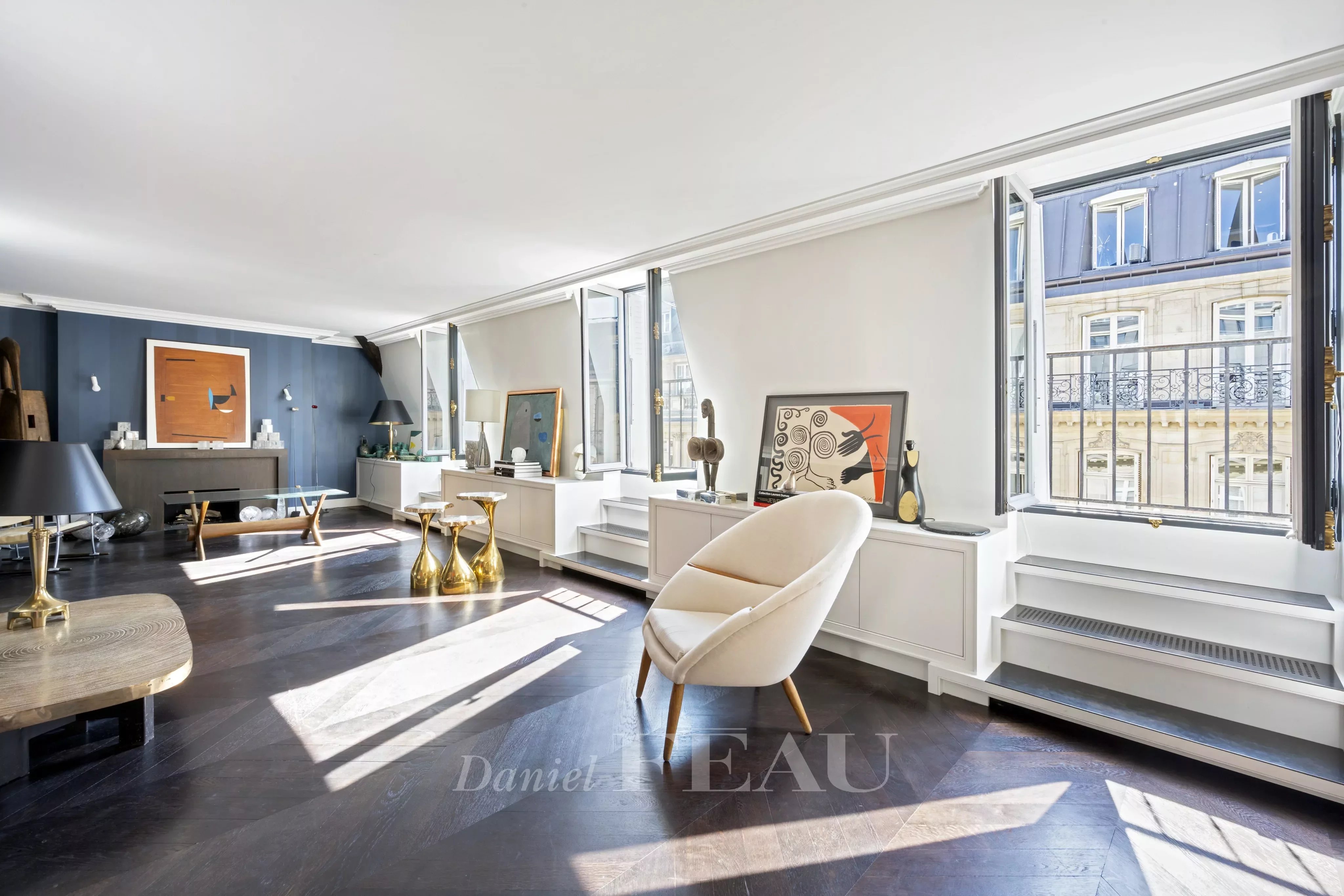 Faubourg Saint-Honoré Apartment for Sale