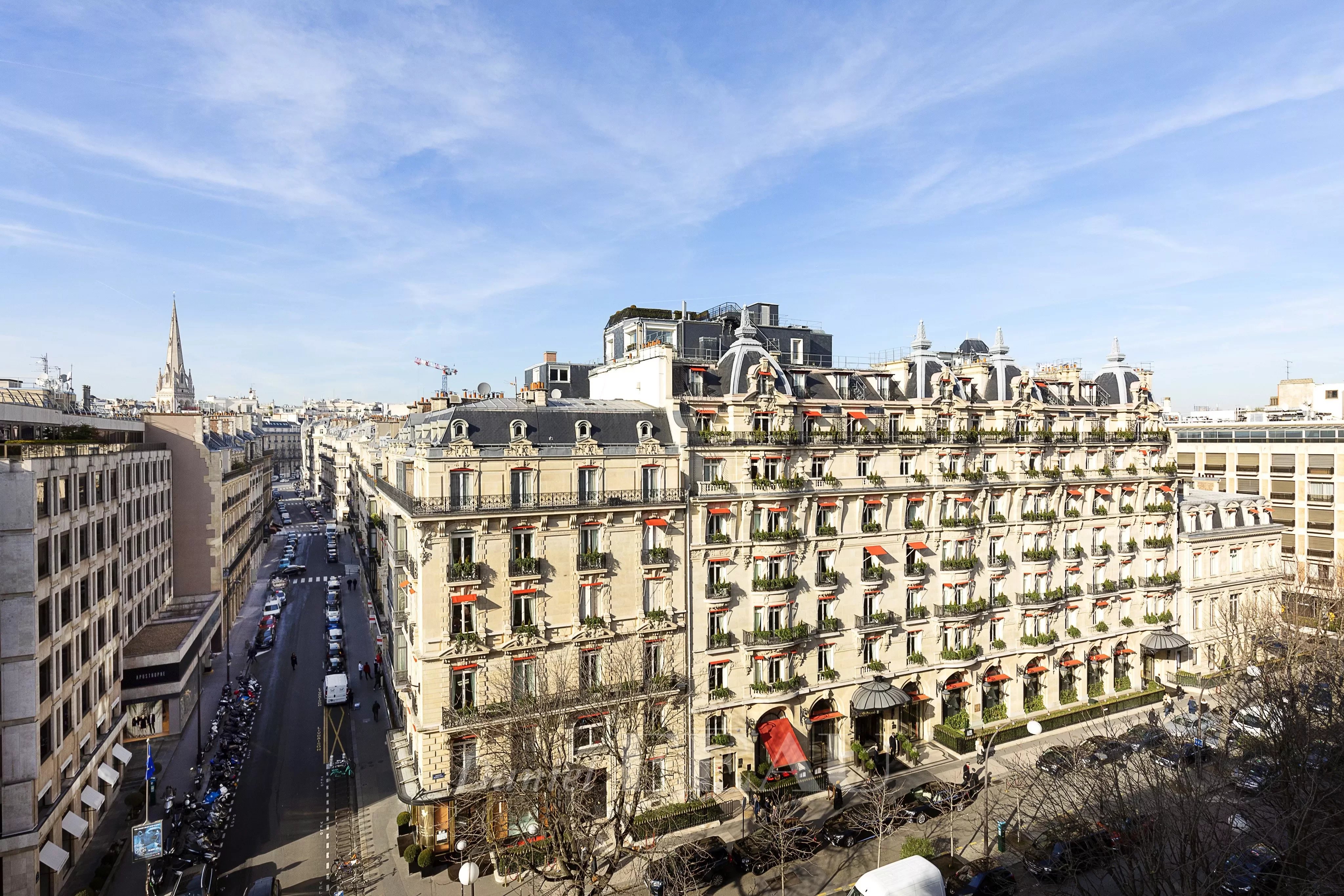 Apartment for sale Paris 8th 75008 2 rooms 67.58 m ref 2755002