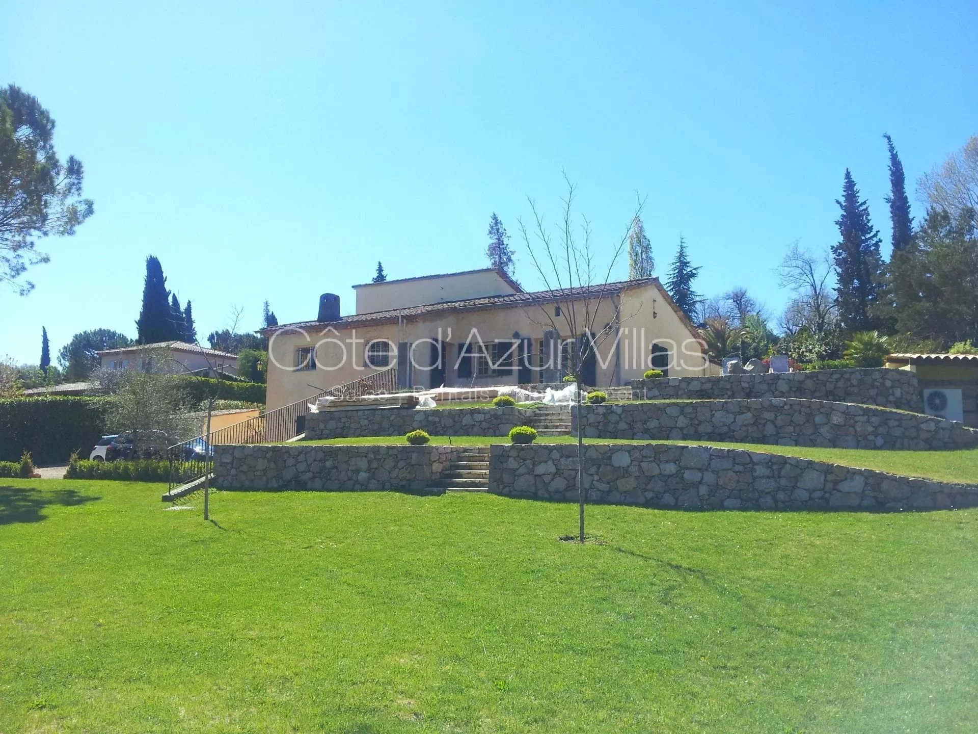 Valbonne - Villa Parrou