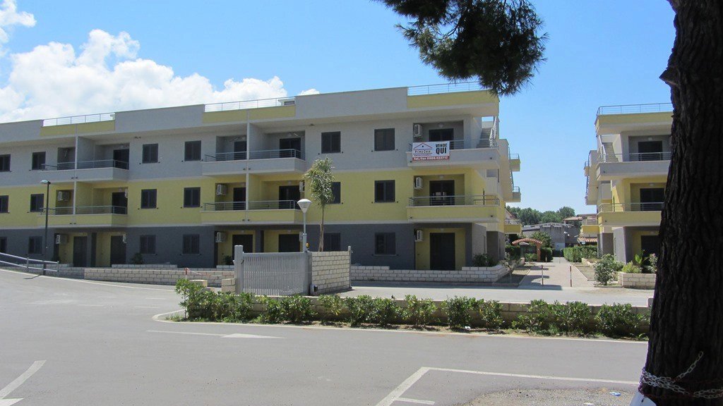 Inflyttningsklara lägenheter 150 m från stranden. Lägenheter med 1 sovrum från 64.500€, 2 sovrum från 81.500€. 2 pooler i området.