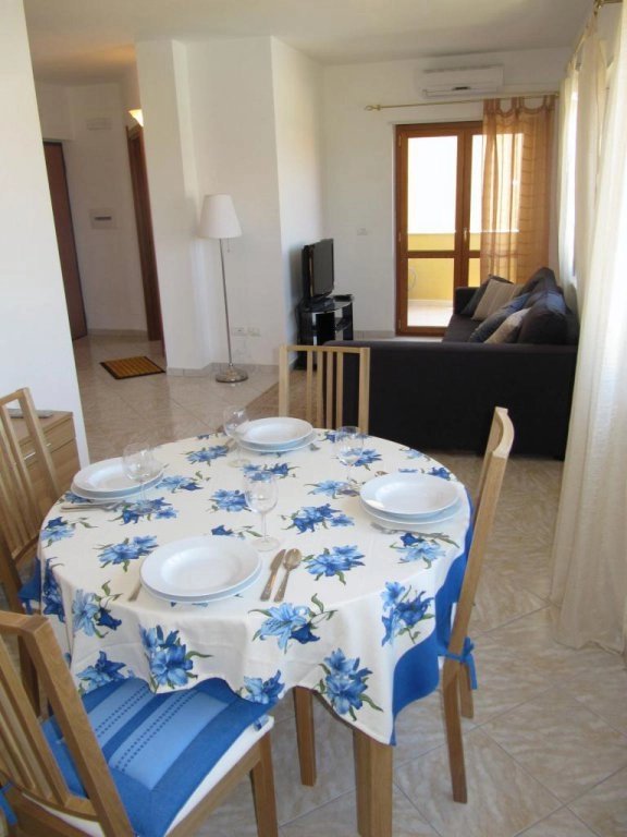 Apartment in gated community - close to the beach - sea views