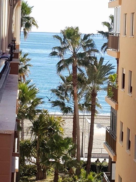 Renovated apartment few meters from beach