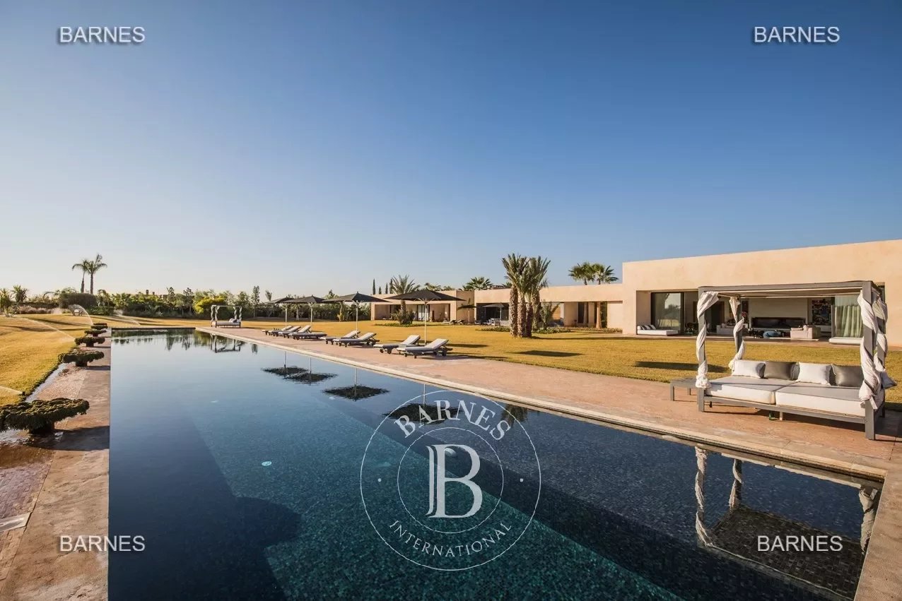 somptueuse villa contemporaine sur un parc de 3 hectares à 30 min de Marrakech - picture 1 title=