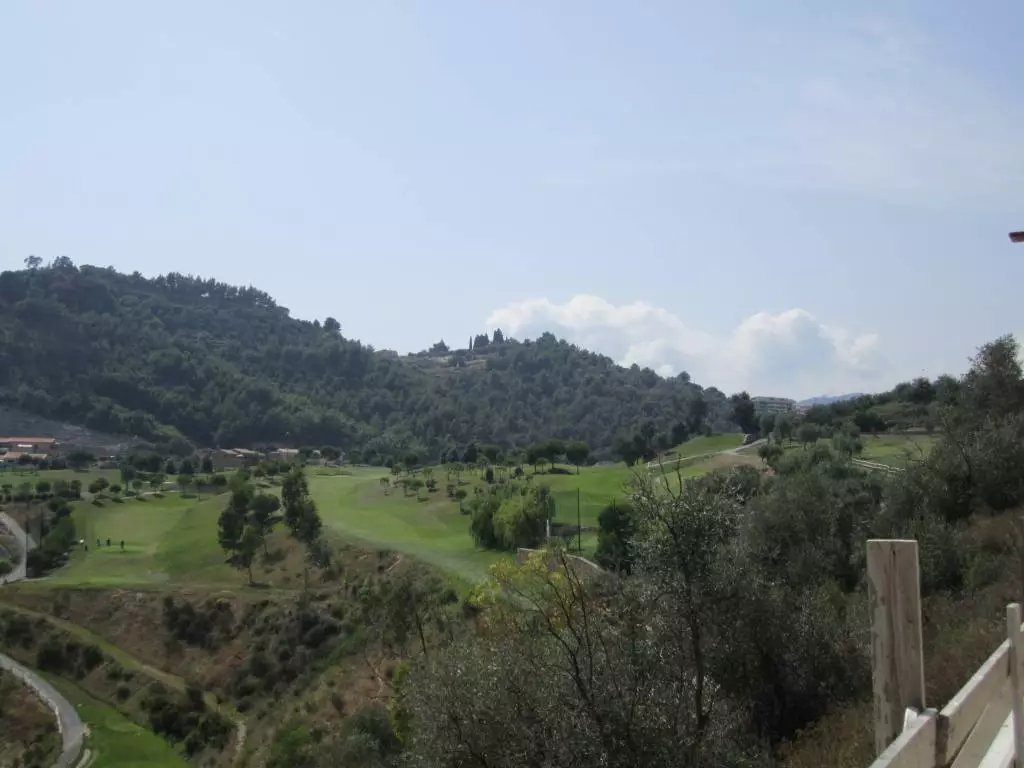 Vendita Terreno edificabile - Castellaro - Italia
