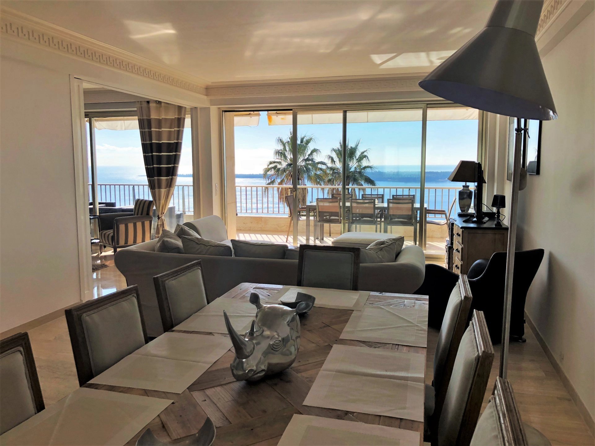 VENTE : CANNES CALIFORNIE - APPARTEMENT 3P 118M² + 22M² TERRASSE VUE MER PANORAMIQUE