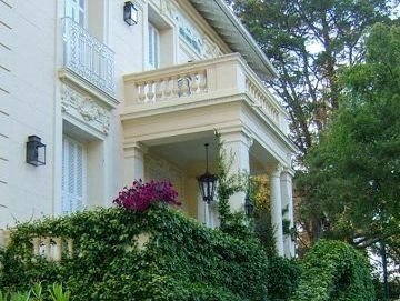 Cap Ferrat - Luxury historic villa with garden