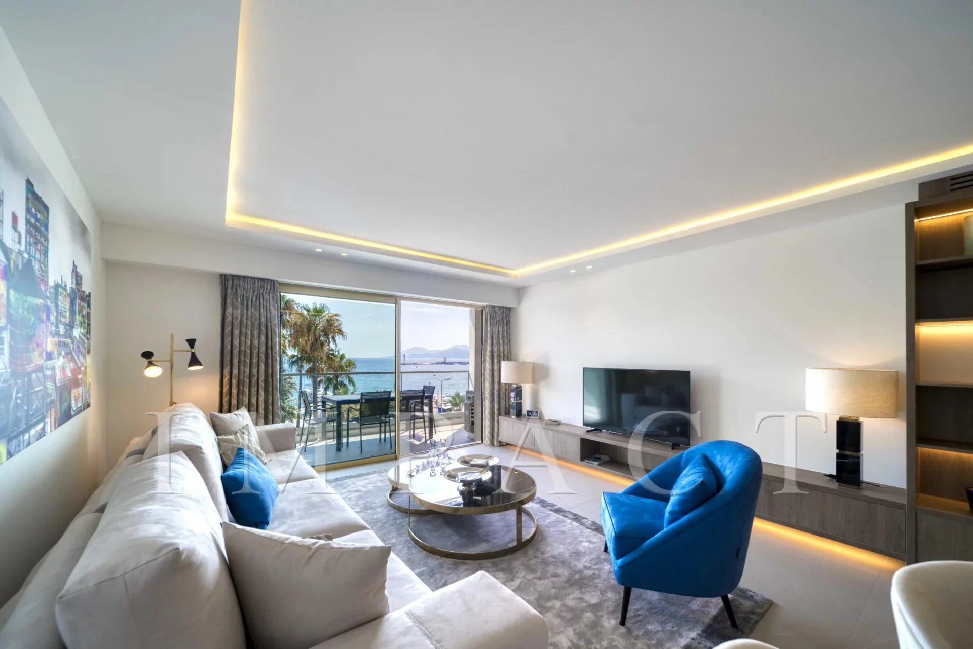 Splendid apartment terrace croisette sea view to rent 