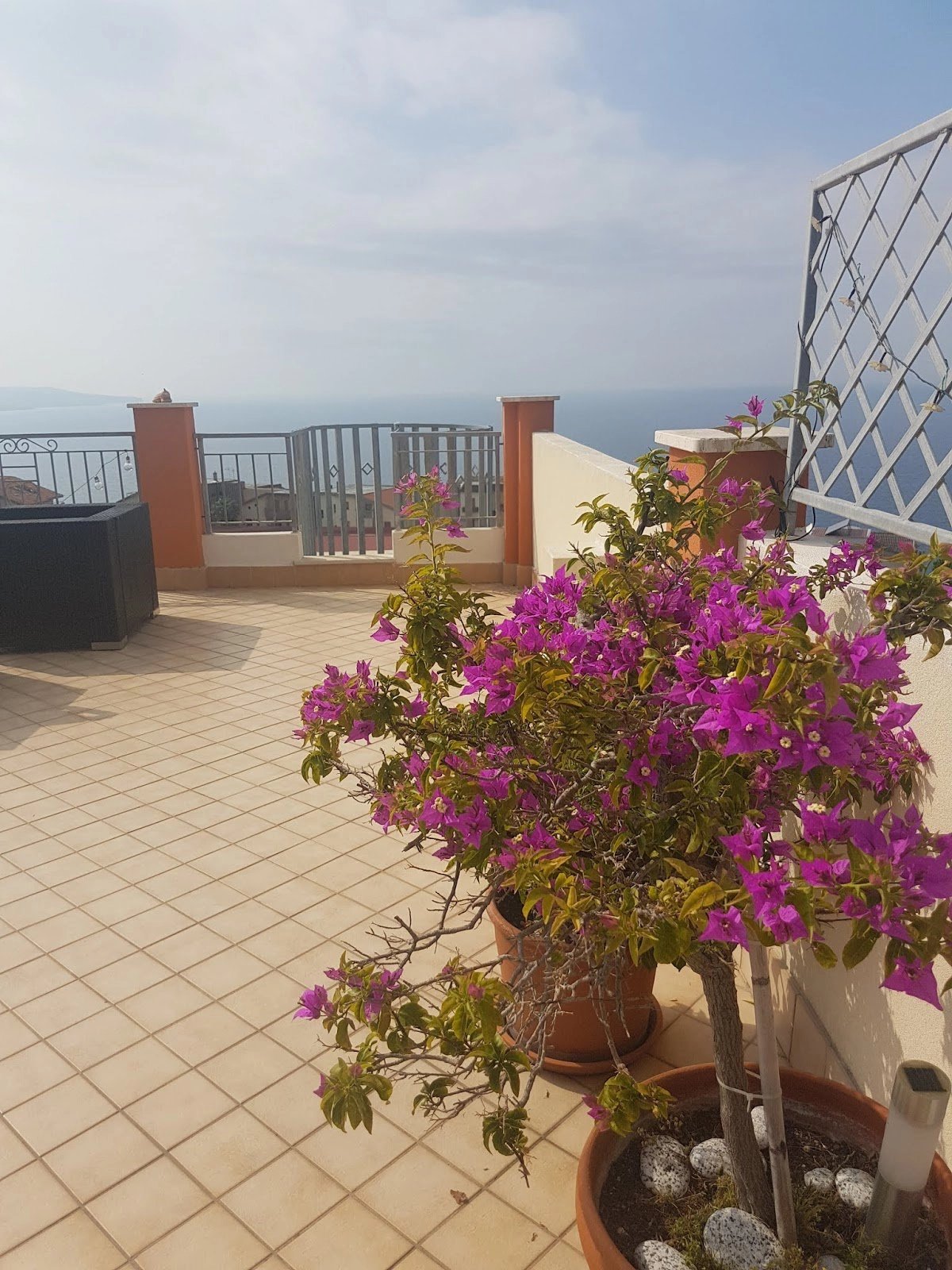 PENTHOUSE with amazing Views over Pizzo & The Coast