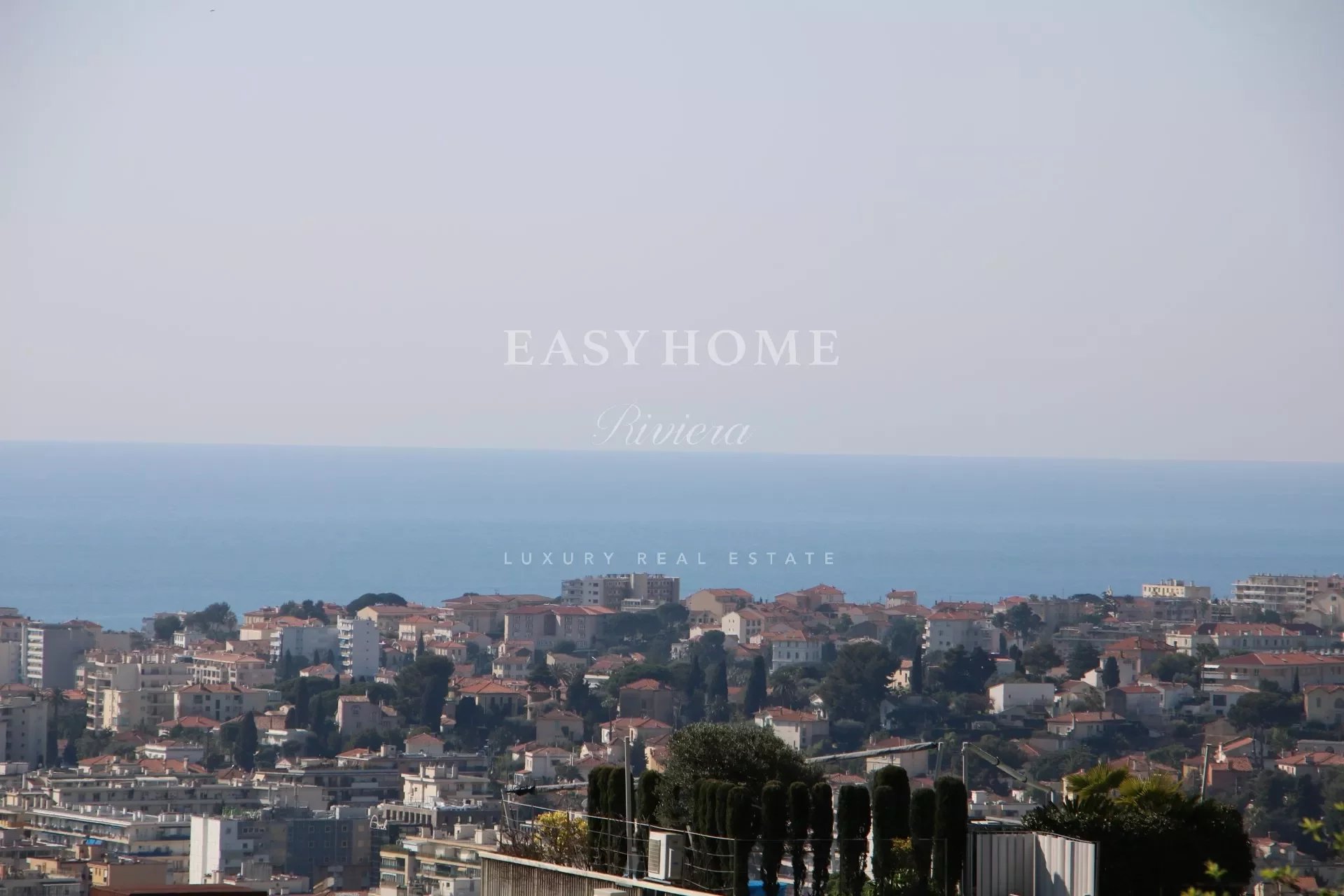 Purchase/Sale Plot of land Le Cannet with sea view