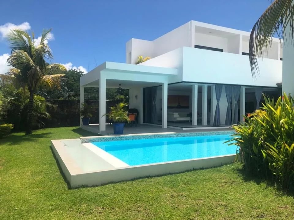 Superb Contemporary Villa