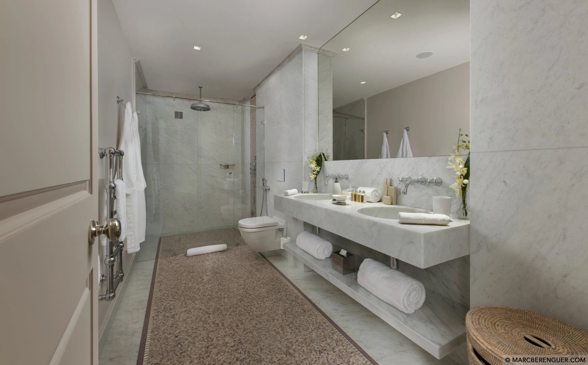 3132602-Luxueuse villa de 8 chambres dans l'enclave de St Tropez