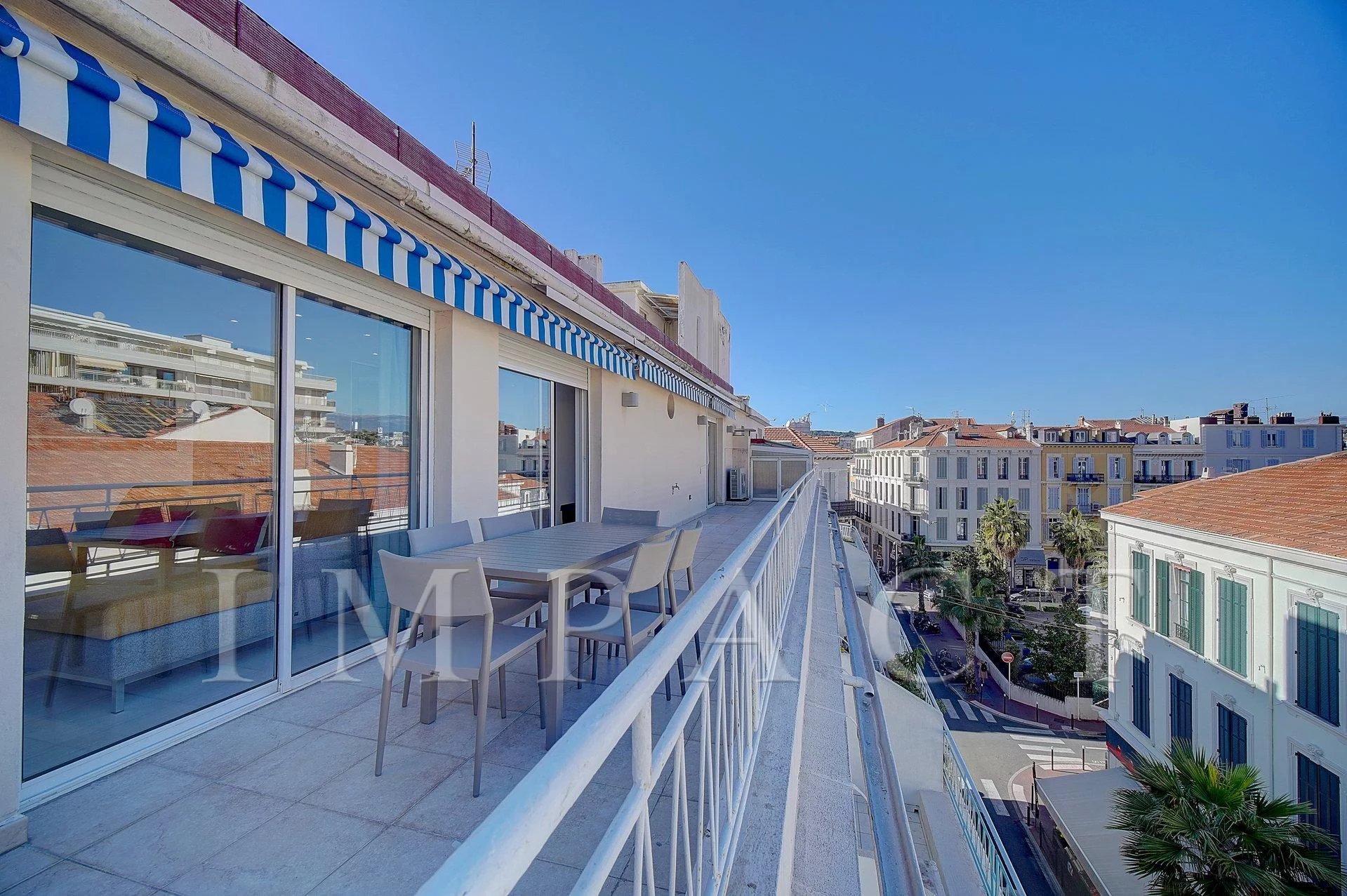 Beautiful apartment to rent center of Cannes