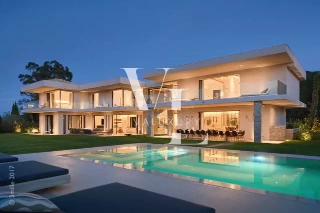 MAGNIFIQUE VILLA CONTEMPORAINE 8 CHAMBRES