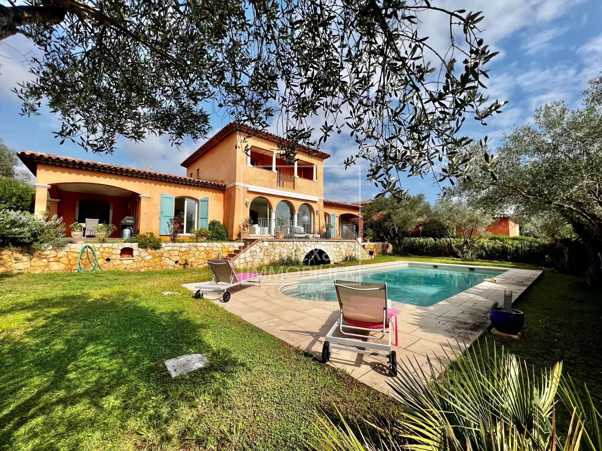 Location villa avec piscine Biot proche Sophia-Antipolis Domaine sécurisé - Gestion locative Villa Biot