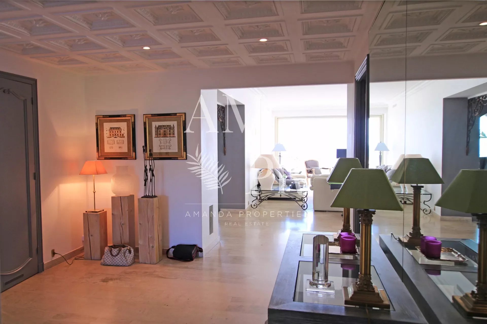 Cannes Californie -Exceptional flat of 170sqm - Swimming pool - 6 People