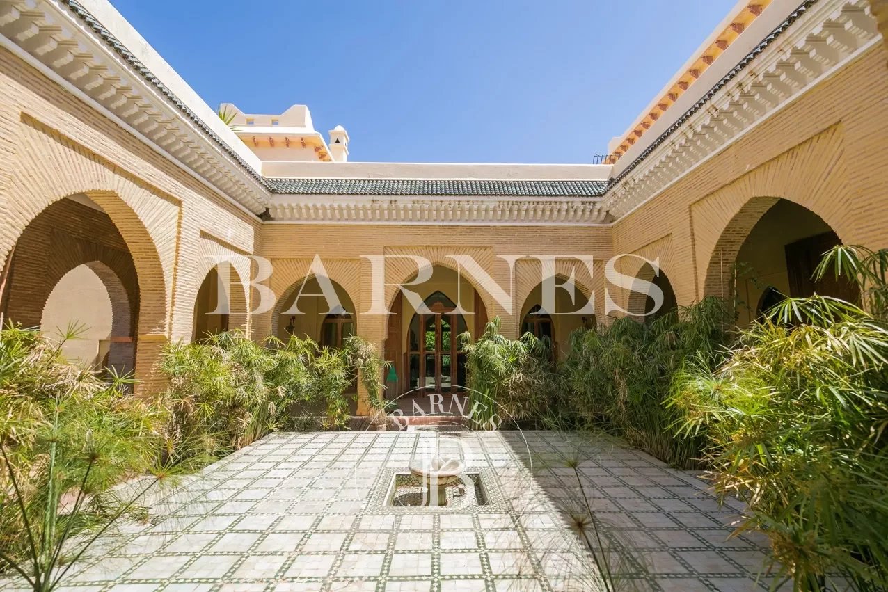 Villa Marocaine route de l'Ourika exploitable en maison d’hôte