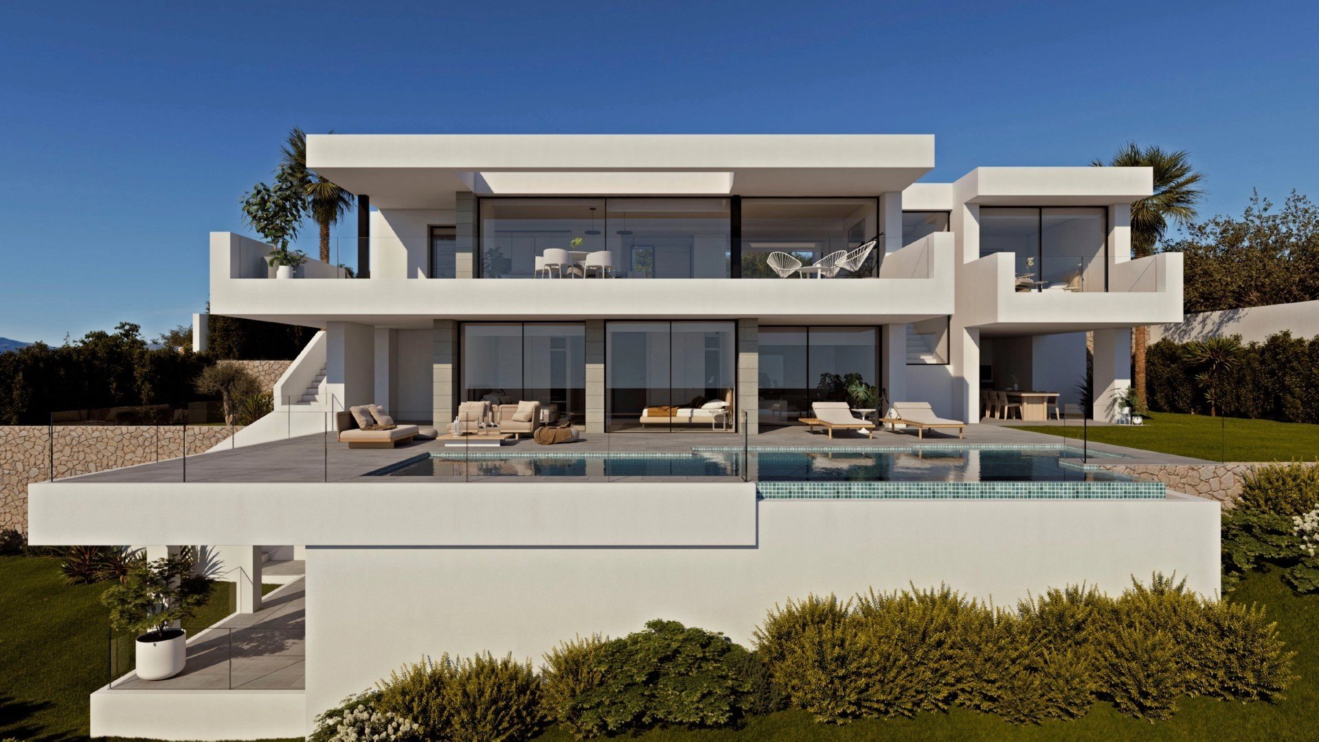 Grote luxe moderne villa met panoramisch uitzicht op zee
