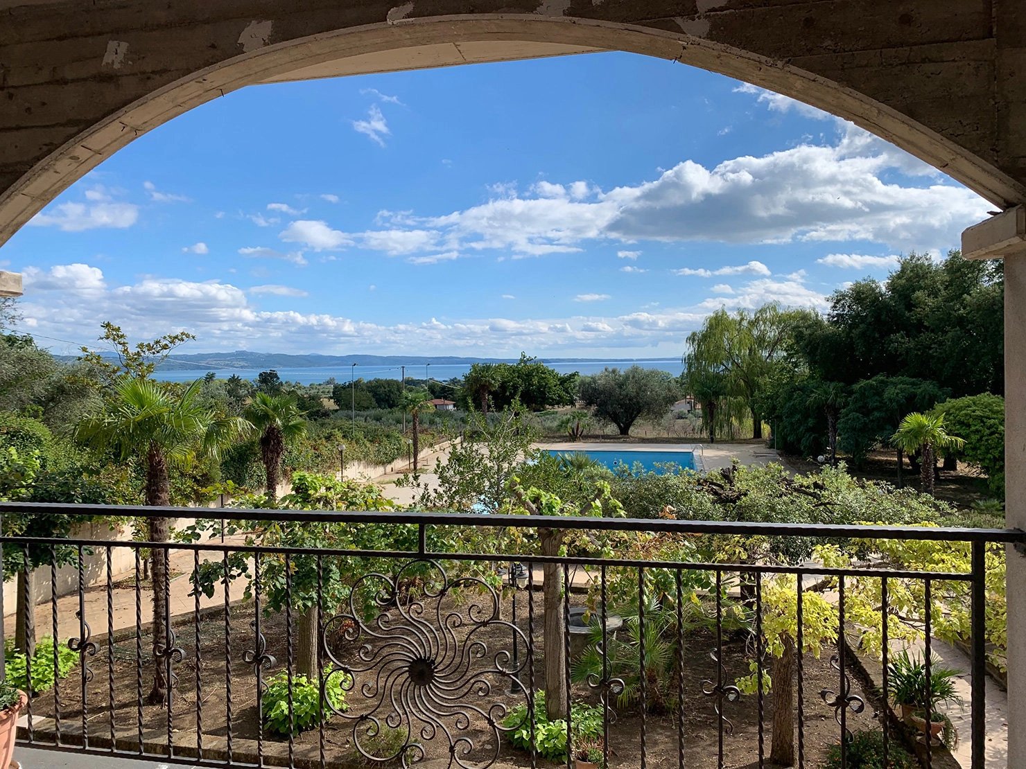 Villa with fabulous views over Lake Bolsena