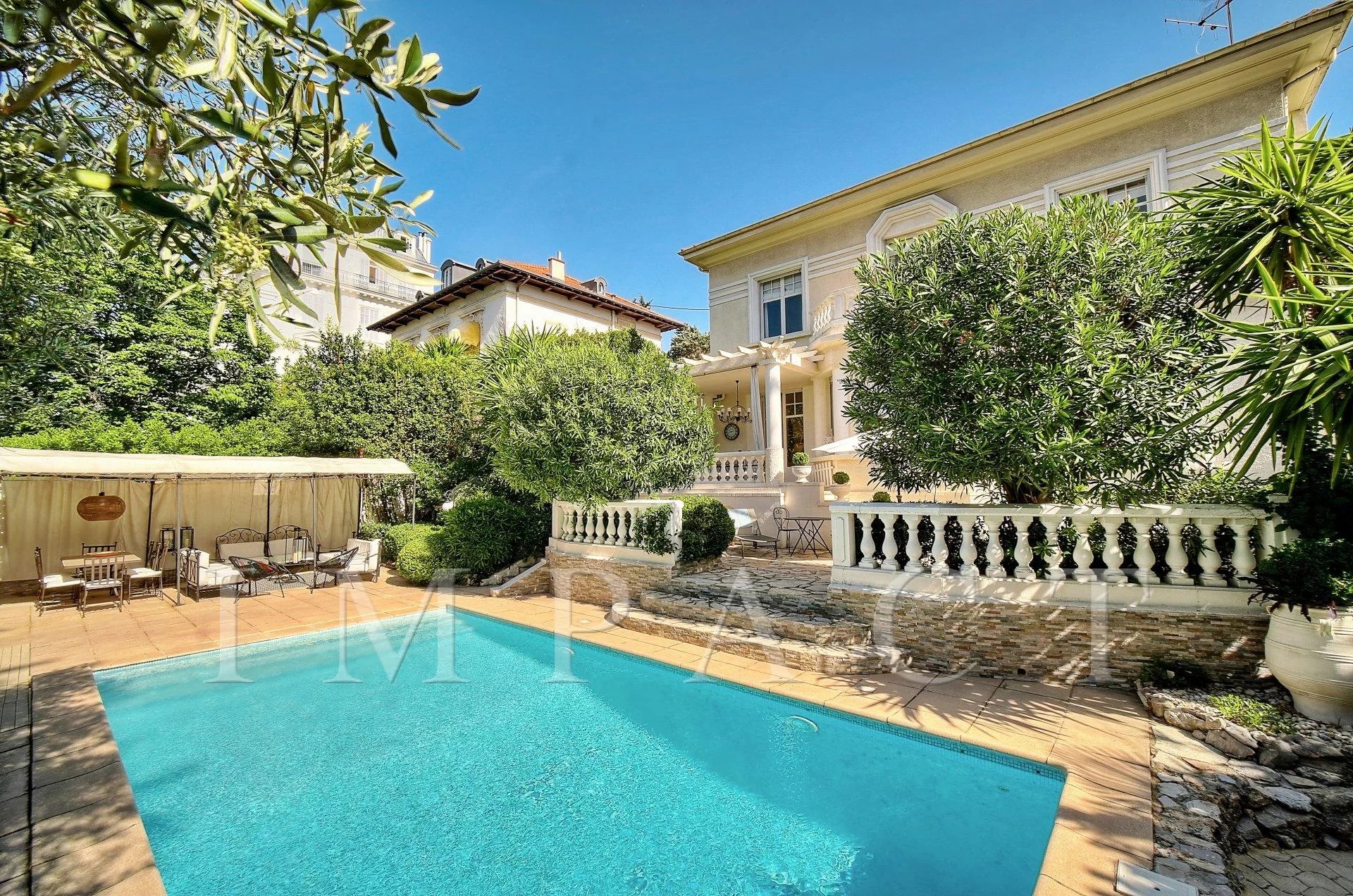 Nice villa to rent close to Cannes center
