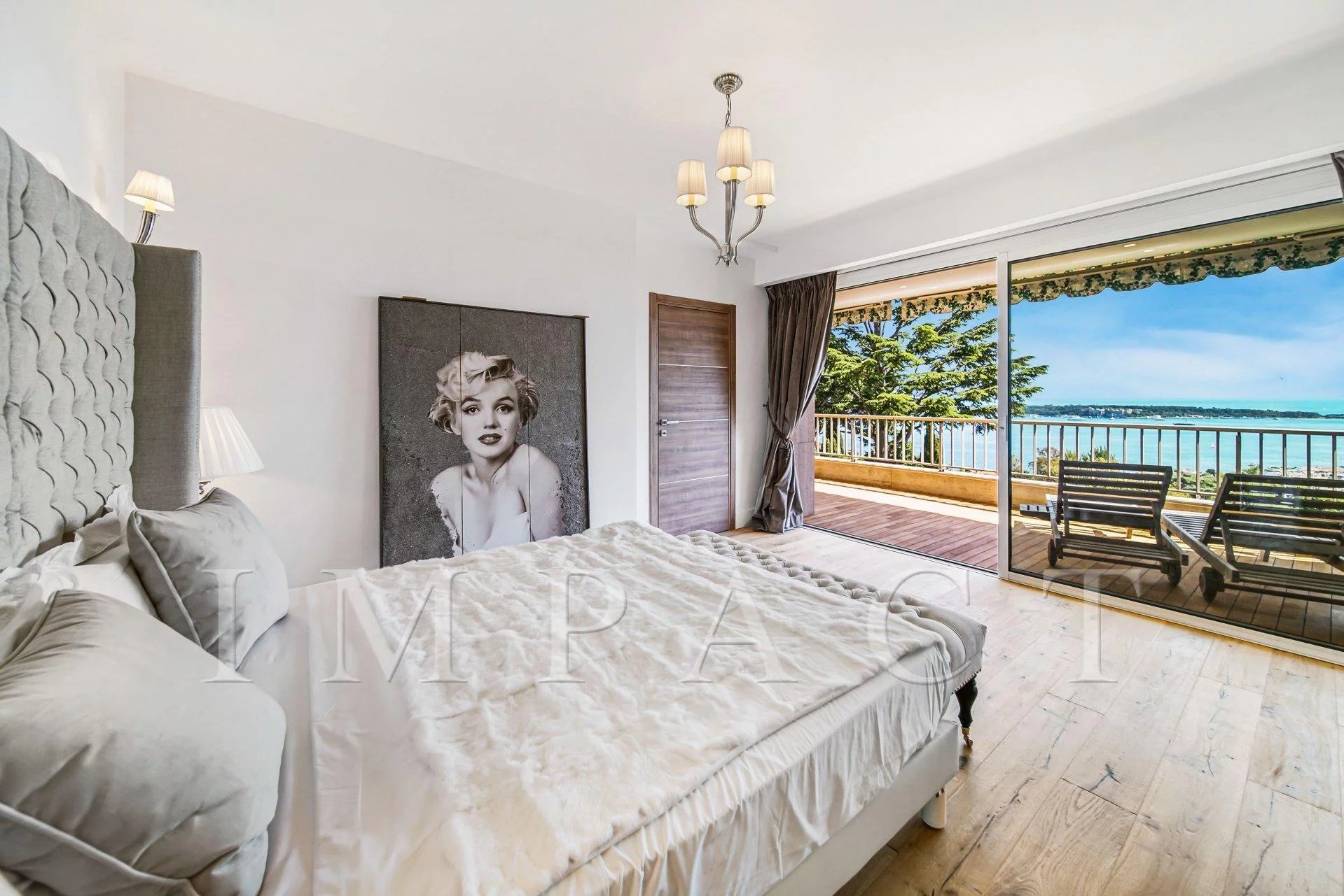 Magnifique appartement à louer, entièrement rénové, sur la Californie, Cannes.