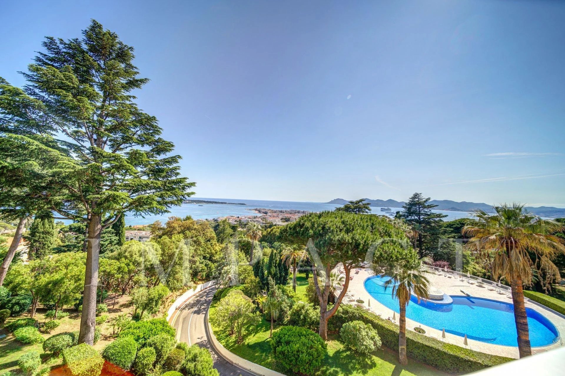 Cannes croisette apartment for rent panoramic view