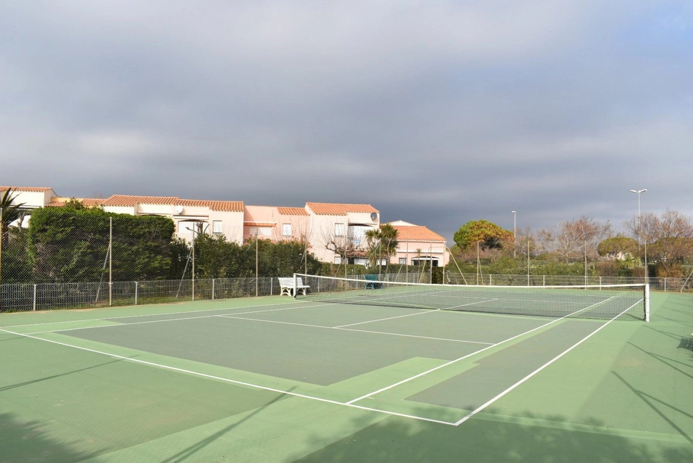 Apartment 200 m from the beach and pool and tennis court