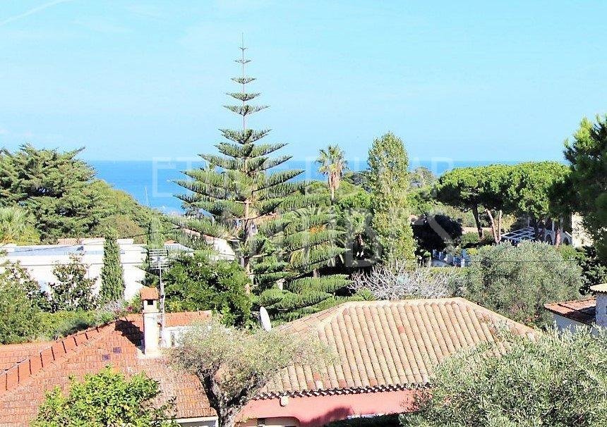 Seasonal rental Apartment - Antibes Cap-d'Antibes