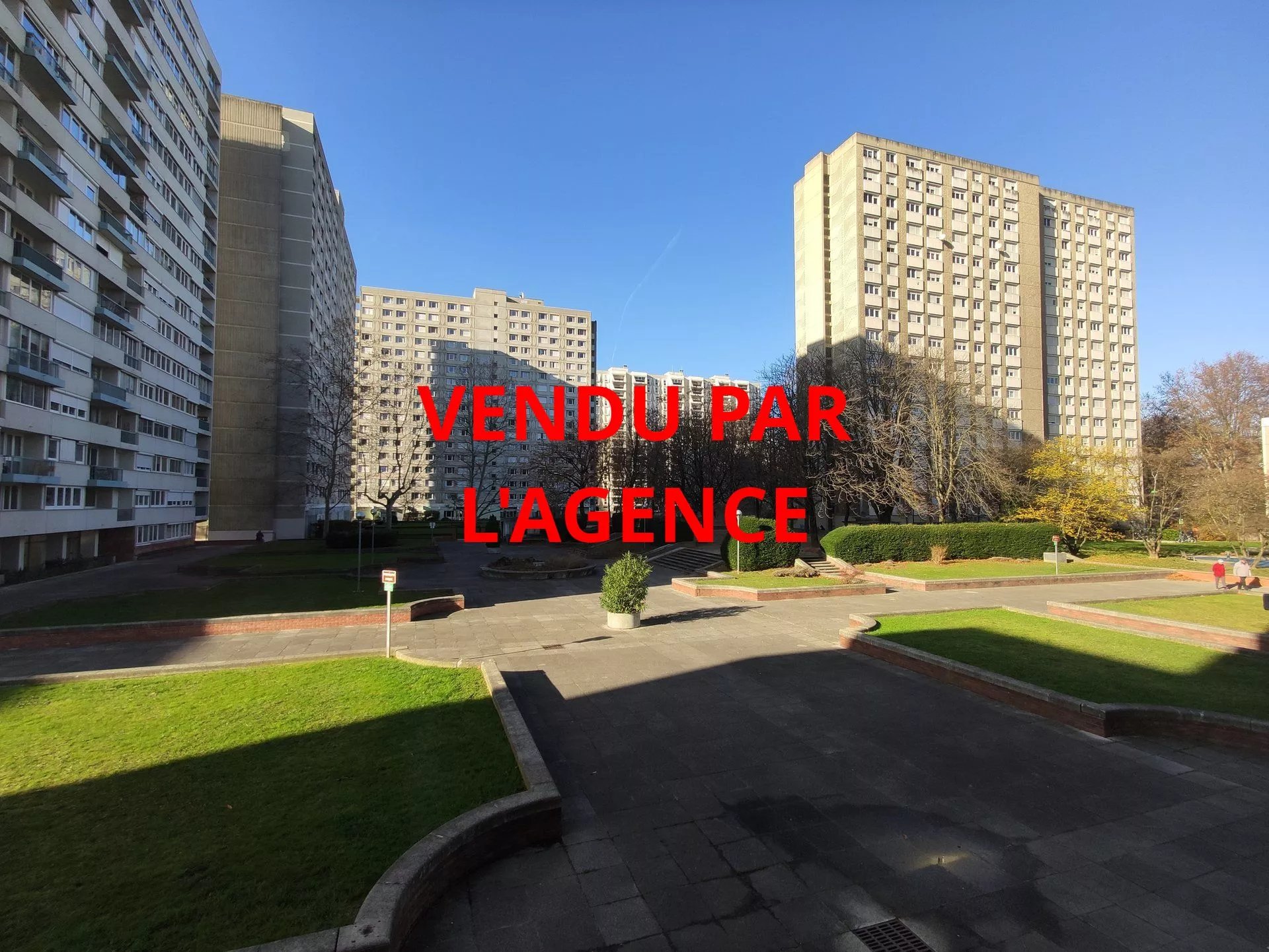 Sale Apartment - Villeurbanne Tonkin