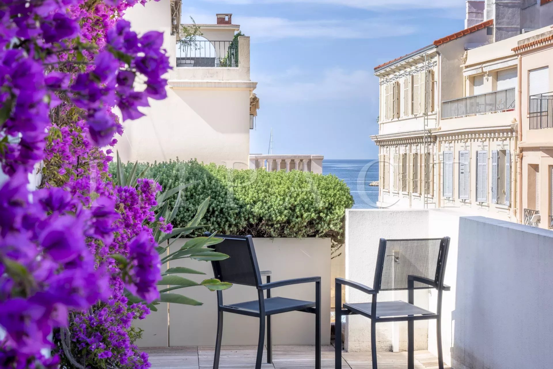 Cannes centre Penthouse à louer