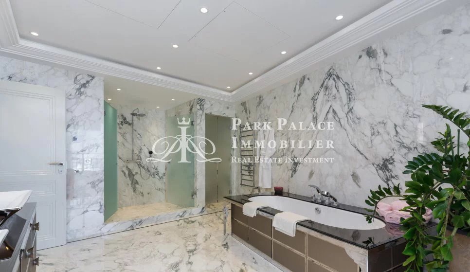 Le Panorama -  Exceptional sophistication on entire floor